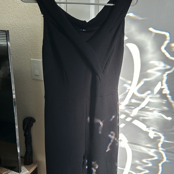 Stretchy off the shoulder jumper by fashion nova - Picture 3 of 4